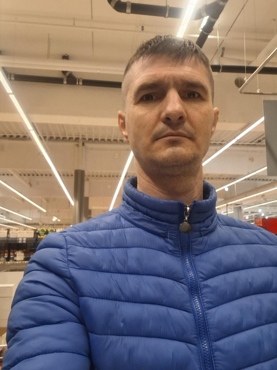 Caut o relație serioasă