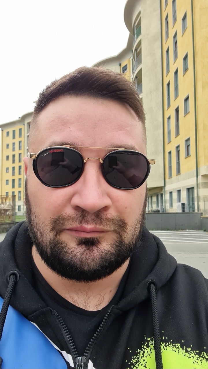 Singura caut relație serioasă 