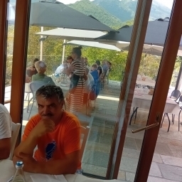 El pt ea prietenie căsătorie  - imaginea 2