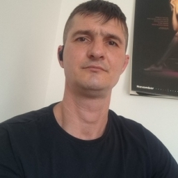 Caut o relație serioasă