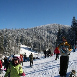  Tabară de Iarnă la Schi, la Predeal  2026 - imaginea 2