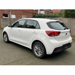 Kia Rio 1.2i, Benzină, Navi, Cameră - imaginea 2