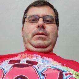 Caut o fată singură cu care să-mi construiesc o căsnicie o familie