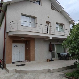 Otopeni central VILA P+1(400mp cu 3 apartamente) si 1000 mp teren - imaginea 4