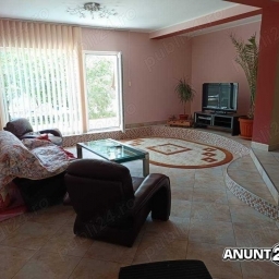 Otopeni central VILA P+1(400mp cu 3 apartamente) si 1000 mp teren - imaginea 2