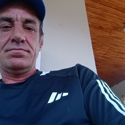 CASATORIE CAUT O FATA PTR CA SATORIE NU DORESC AVENTURI 0752514836 