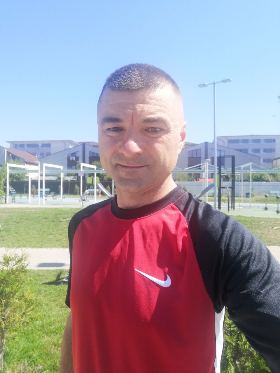 Caut o fată pentru o relație serioasă 