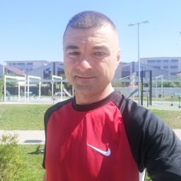 Caut o fată pentru o relație serioasă 