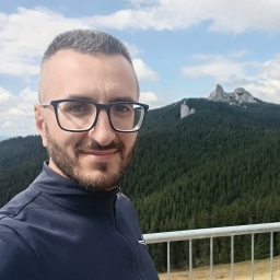 Caut femeie până mă trimite mama la mireasa