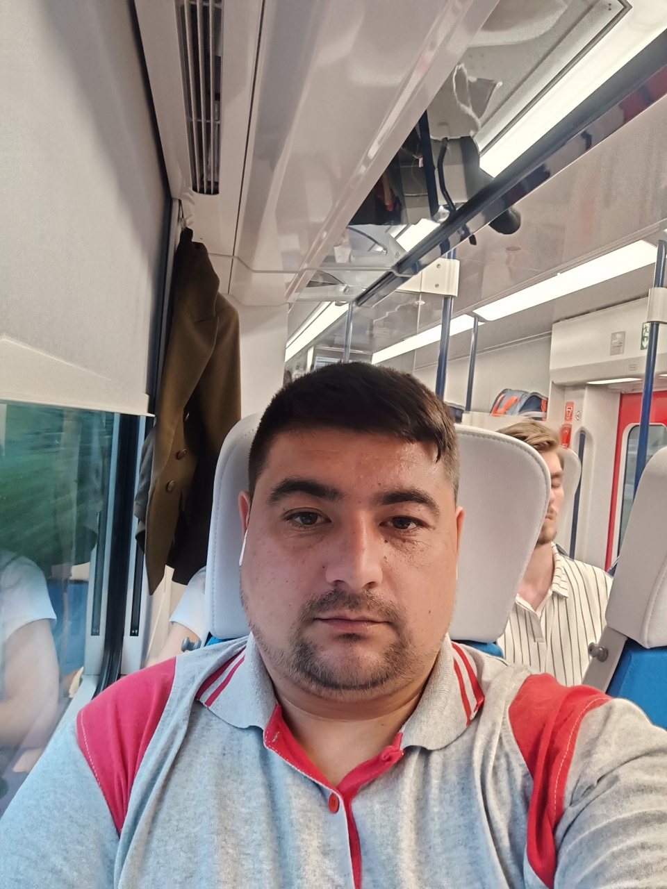 Îmi doresc o relație serioasă 