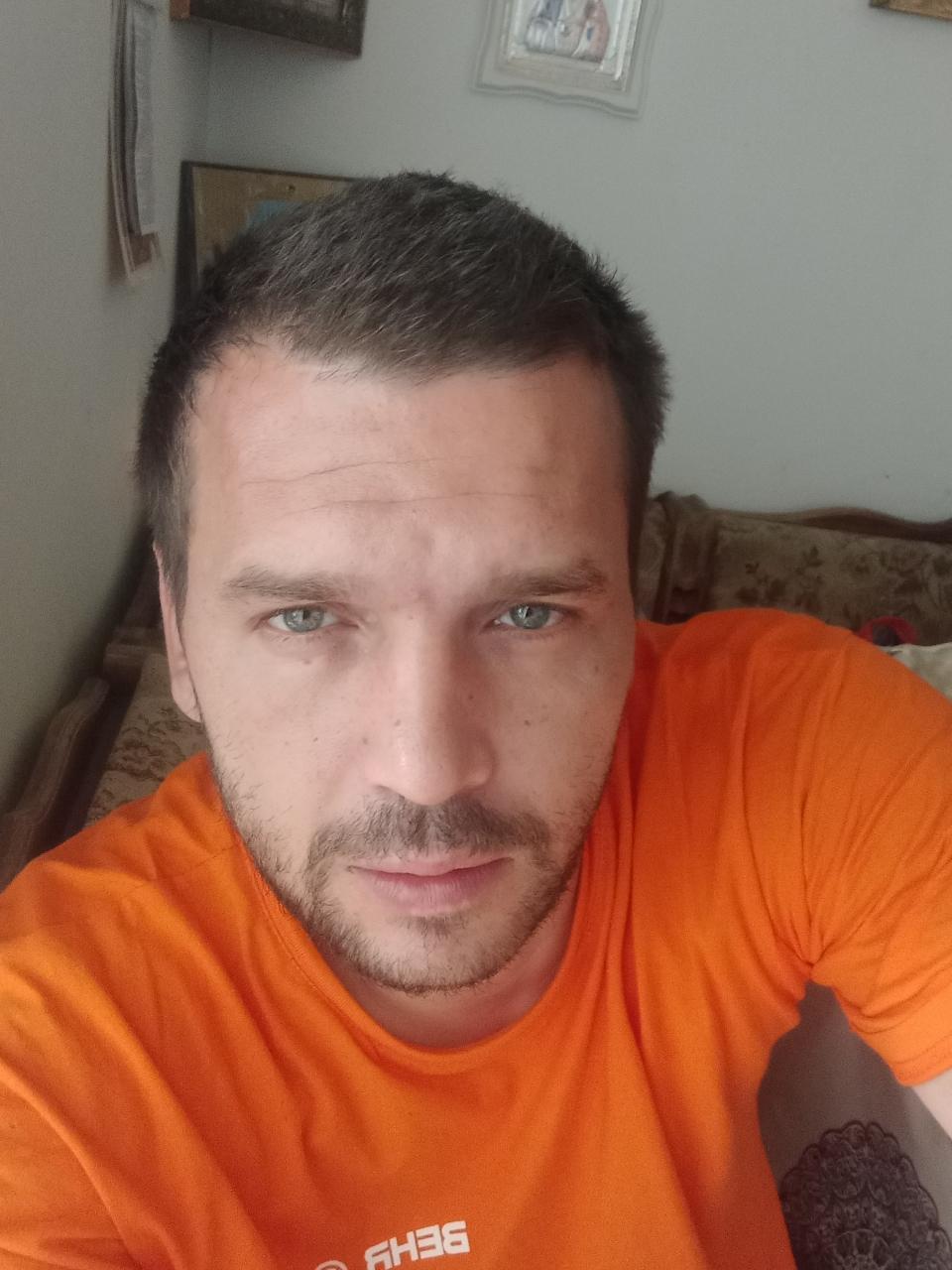 Buna singur caut doar pentru mine