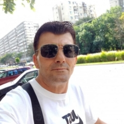 Singur 46 de ani - imaginea 4