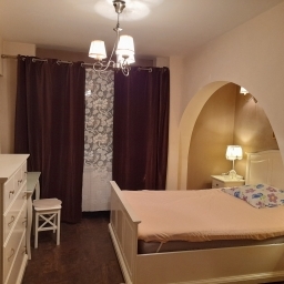 Apartament cu 2 camere, decomandat, cu parcare, București, Teiuș, prop