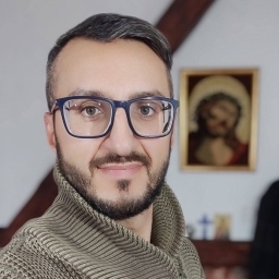 Bună ma numesc Ioan