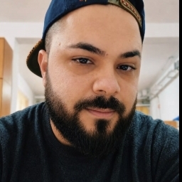 Bună Îmi doresc foarte mult să mi găsesc jumătatea și o relație serioa