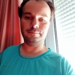 Caut o doamnă pentru o relație de prietenie