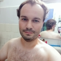Caut o doamnă pentru o relație de prietenie - imaginea 2