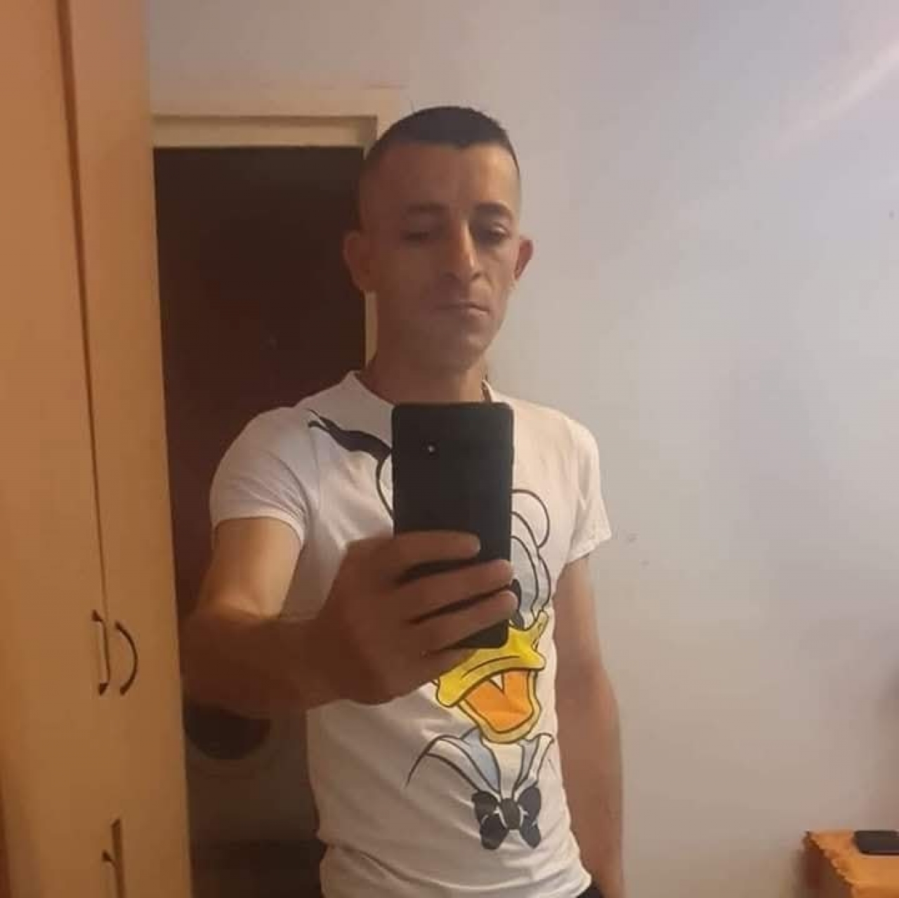 Bună ma numesc doru îmi caut jumatatea