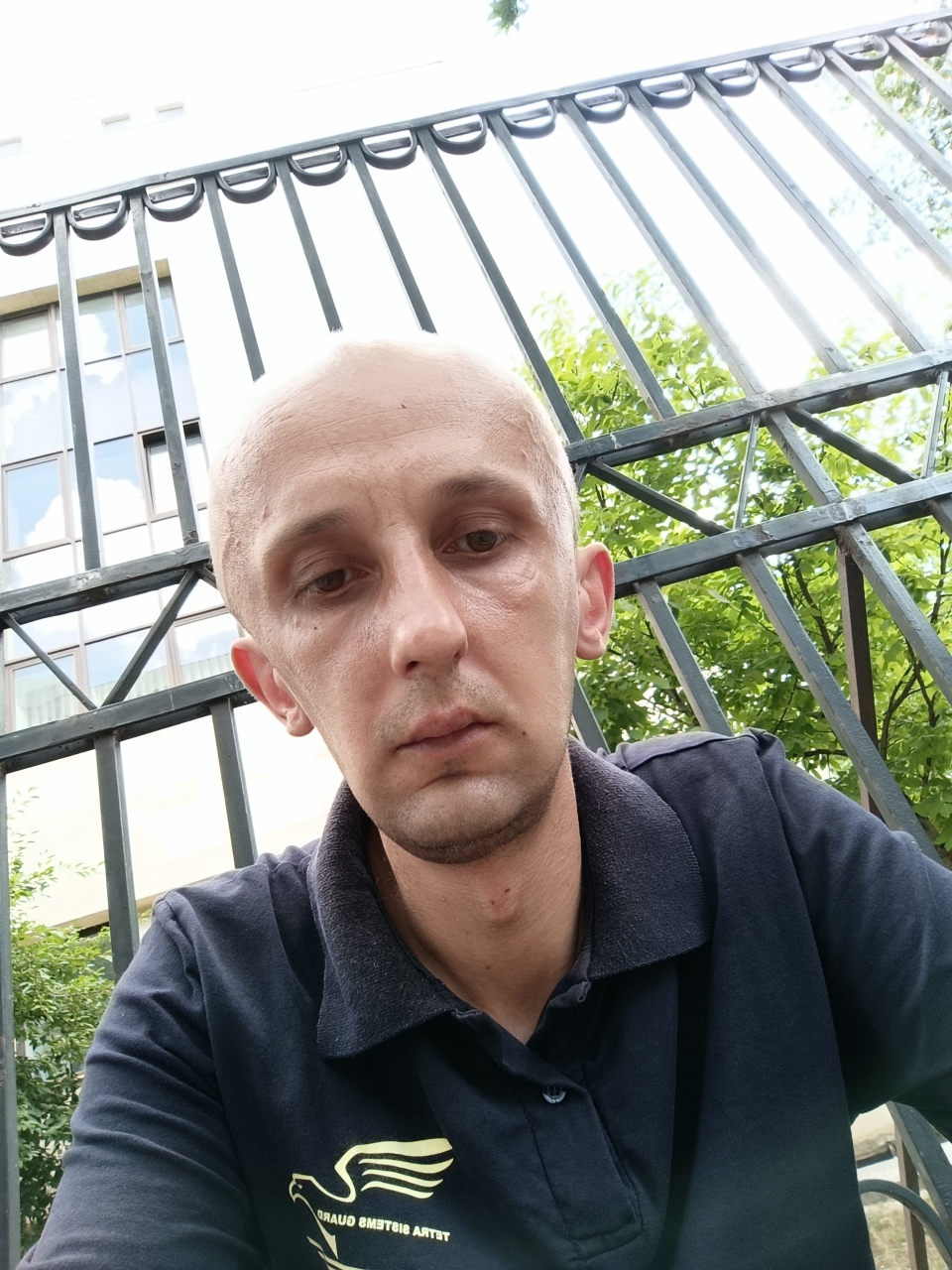 Divorțat caut relație serioasă pe viitor căsătorie 