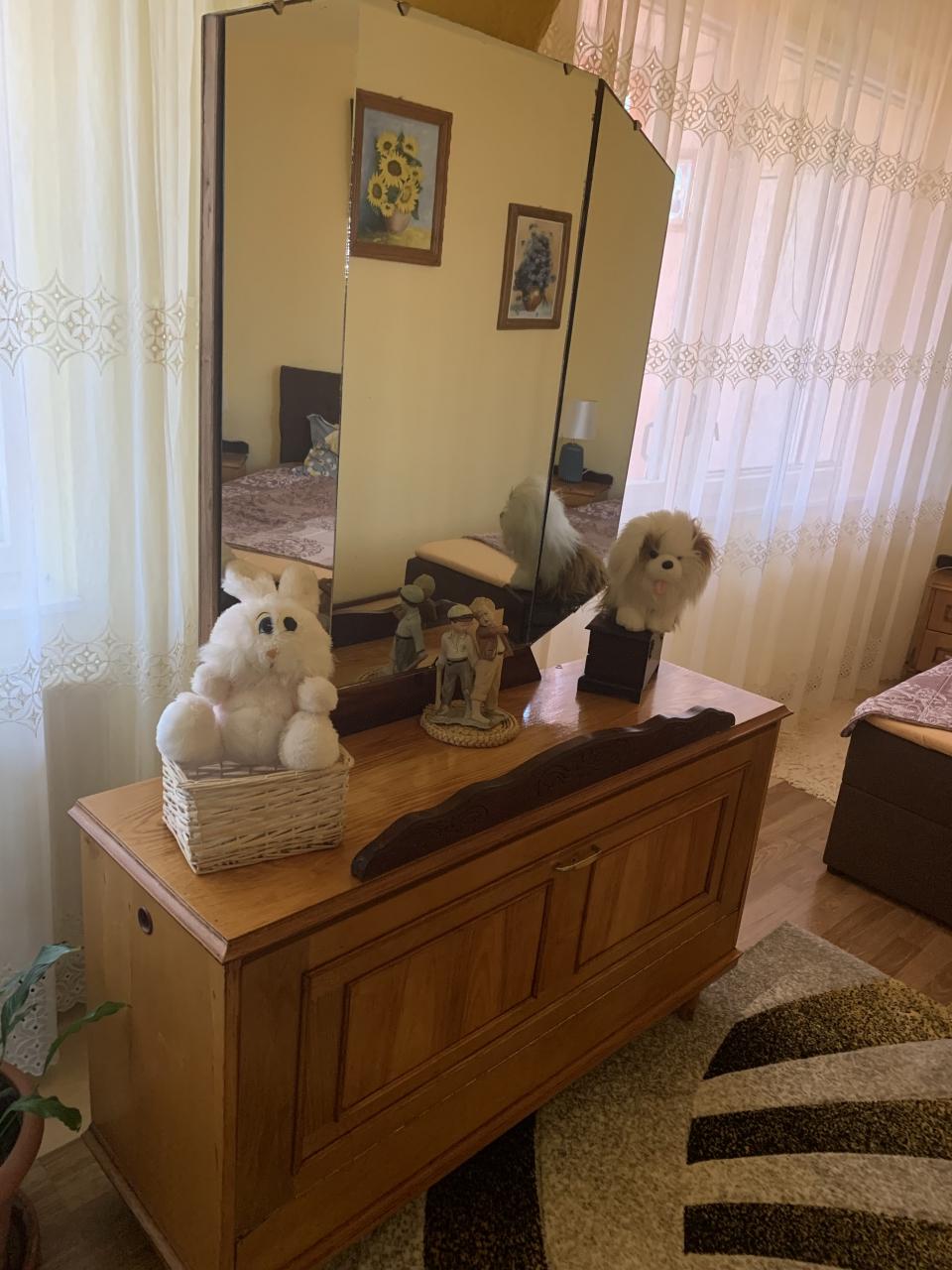 Vând. Dulap și comoda