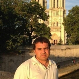 Caut o persoană feminină !!!