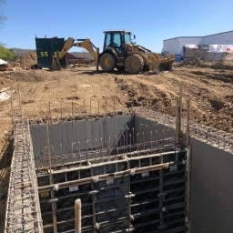 Inchiriez utilaje constructii - imaginea 3