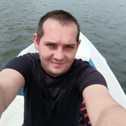 SUNT IN CAUTARE DE O RERATIE SERIOASA