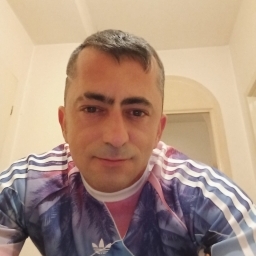 Caut femeie singură și serioasă pt căsătorie