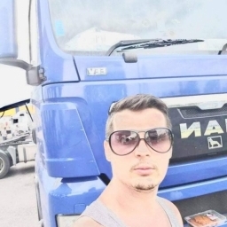 Buna sunt singur hai sa vorbim gândește-te si la tine