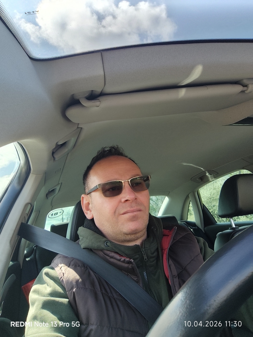 Caut relație de lungă durată