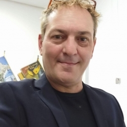 O relație serioasă - imaginea 2