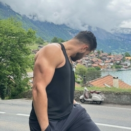 Caut relație serioasă. 