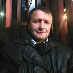 Doresc să cunosc o Doamnă pentru o relație.