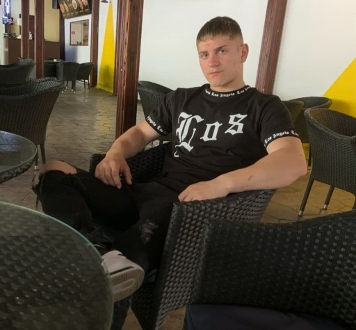 Caut o relație serioasă din jud Iași❤️