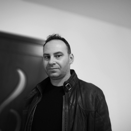 Caut sufletul pereche