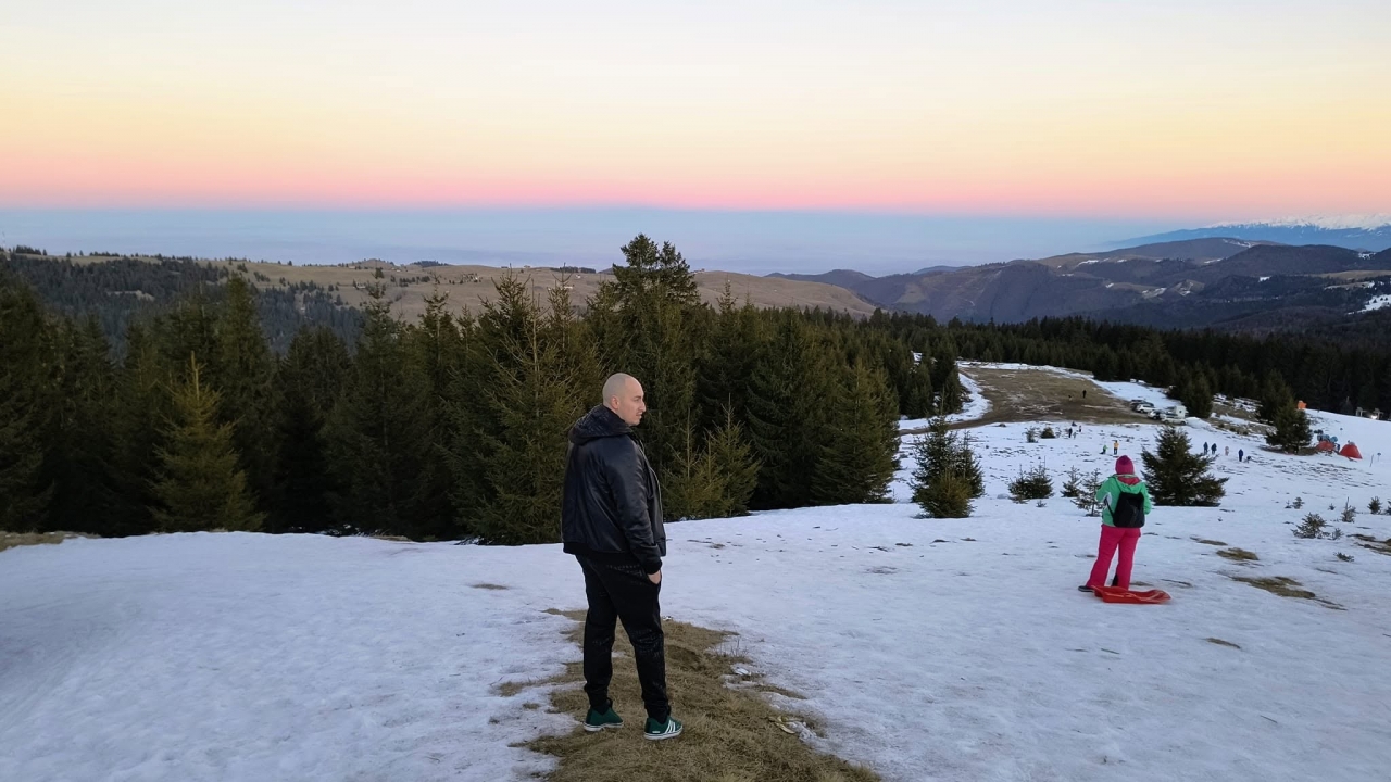 Caut fata pentru relatie lunga casatorie