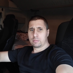 Caut relație  serioasă  cu o fata - imaginea 2